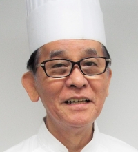 山岡 洋